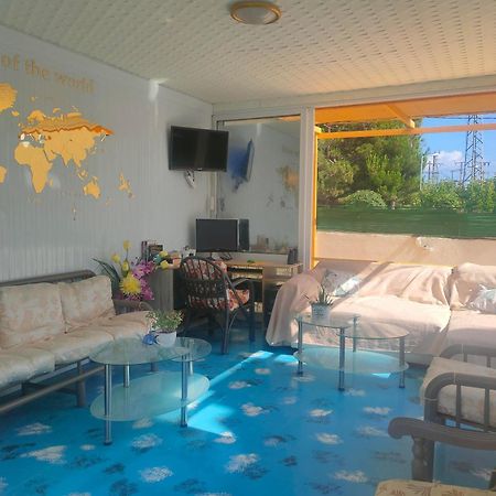 Apartamento Evli Rétino Exterior foto